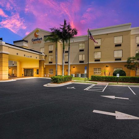 Comfort Suites Vero Beach I-95 Exterior foto