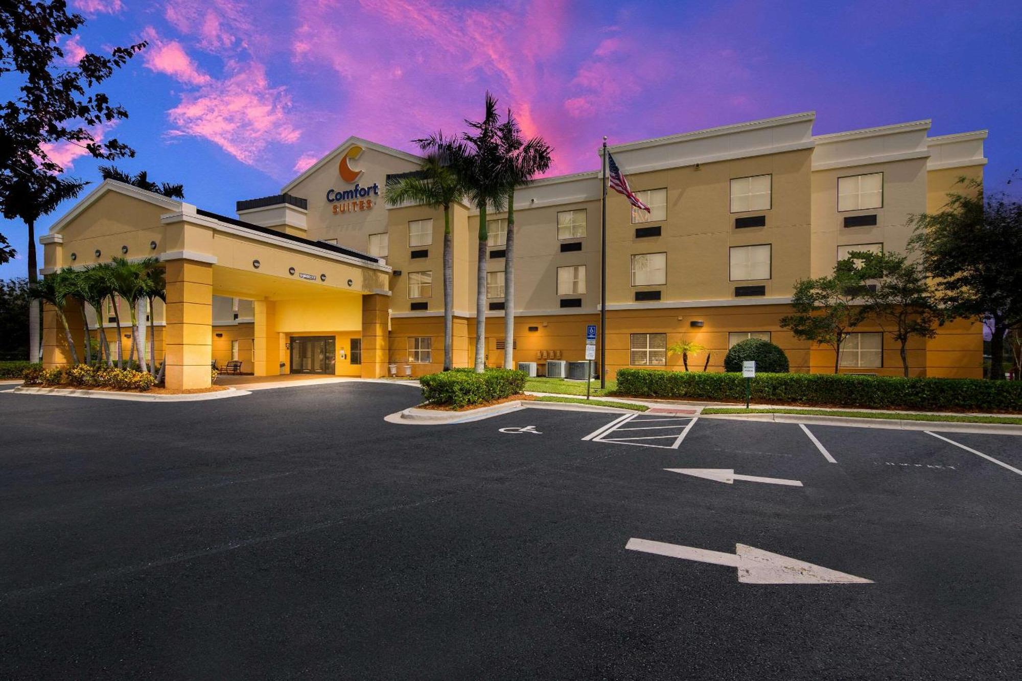 Comfort Suites Vero Beach I-95 Exterior foto